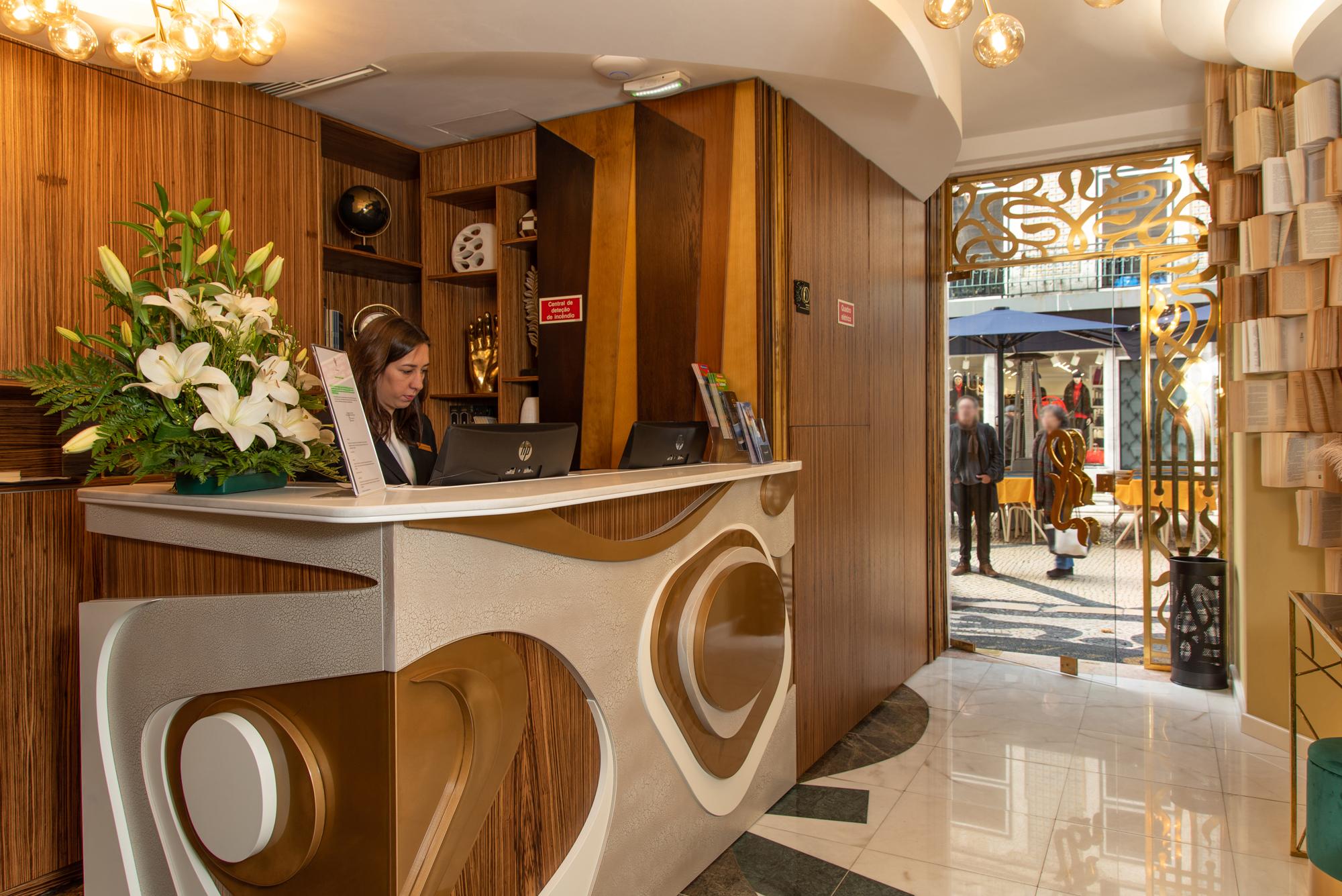 Be Poet Baixa Hotel 3*